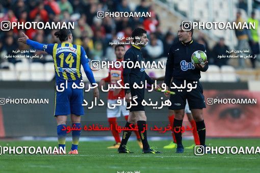 1035826, Tehran, Iran, Iran Pro League، Persian Gulf Cup، 2017-18 season، Second Leg، Week 20، Persepolis ۱ v ۱ Gostaresh Foulad Tabriz on 2018/01/18 at Azadi Stadium