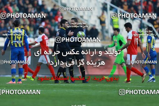 1036758, Tehran, Iran, Iran Pro League، Persian Gulf Cup، 2017-18 season، Second Leg، Week 20، Persepolis ۱ v ۱ Gostaresh Foulad Tabriz on 2018/01/18 at Azadi Stadium