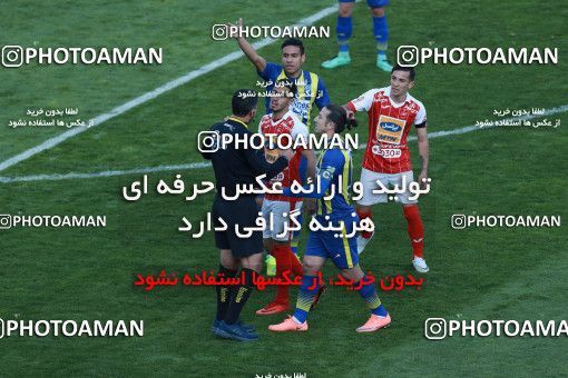 1012898, Tehran, Iran, Iran Pro League، Persian Gulf Cup، 2017-18 season، Second Leg، Week 20، Persepolis ۱ v ۱ Gostaresh Foulad Tabriz on 2018/01/18 at Azadi Stadium