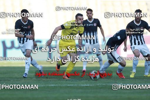 1014109, Tehran, [*parameter:4*], Iran Pro League، Persian Gulf Cup، 2017-18 season، Second Leg، Week 20، Naft Tehran 4 v ۱ Siah Jamegan on 2018/01/19 at Takhti Stadium