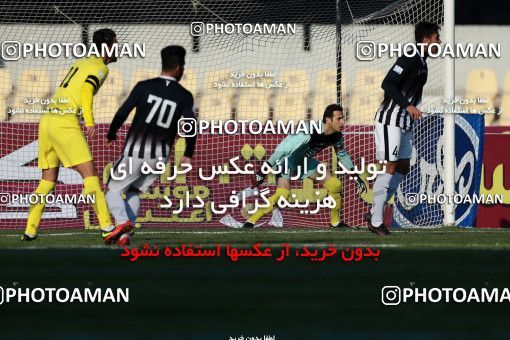 1014874, Tehran, [*parameter:4*], Iran Pro League، Persian Gulf Cup، 2017-18 season، Second Leg، Week 20، Naft Tehran 4 v ۱ Siah Jamegan on 2018/01/19 at Takhti Stadium