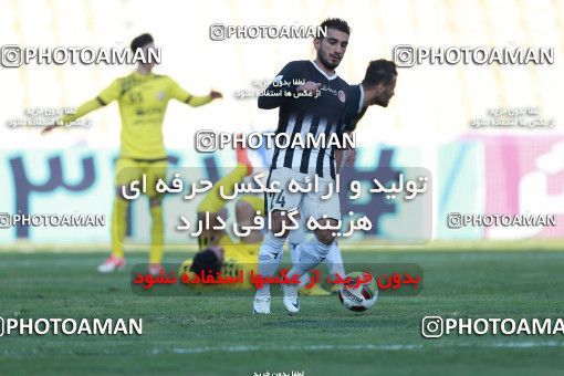 1014107, Tehran, [*parameter:4*], Iran Pro League، Persian Gulf Cup، 2017-18 season، Second Leg، Week 20، Naft Tehran 4 v ۱ Siah Jamegan on 2018/01/19 at Takhti Stadium