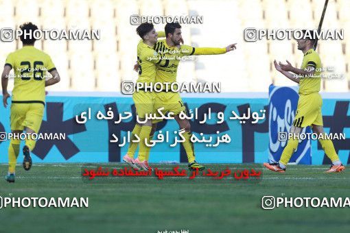 1014124, Tehran, [*parameter:4*], لیگ برتر فوتبال ایران، Persian Gulf Cup، Week 20، Second Leg، Naft Tehran 4 v 1 Siah Jamegan on 2018/01/19 at Takhti Stadium