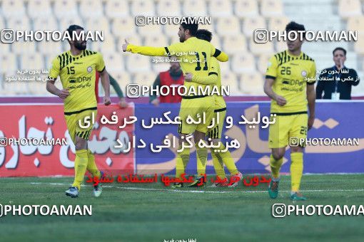 1014188, Tehran, [*parameter:4*], لیگ برتر فوتبال ایران، Persian Gulf Cup، Week 20، Second Leg، Naft Tehran 4 v 1 Siah Jamegan on 2018/01/19 at Takhti Stadium