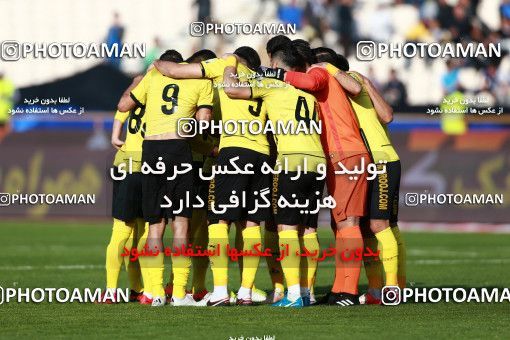 1016490, Tehran, [*parameter:4*], Iran Pro League، Persian Gulf Cup، 2017-18 season، Second Leg، Week 21، Esteghlal 4 v ۰ Pars Jonoubi Jam on 2018/01/25 at Azadi Stadium