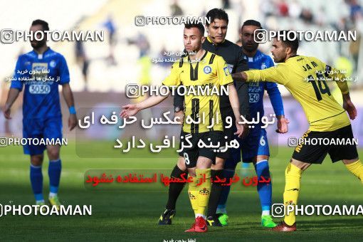 1016500, Tehran, [*parameter:4*], Iran Pro League، Persian Gulf Cup، 2017-18 season، Second Leg، Week 21، Esteghlal 4 v ۰ Pars Jonoubi Jam on 2018/01/25 at Azadi Stadium