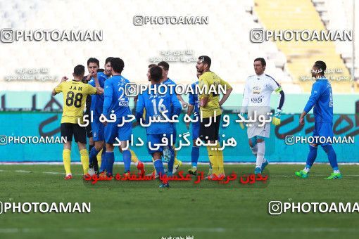 1017033, Tehran, [*parameter:4*], Iran Pro League، Persian Gulf Cup، 2017-18 season، Second Leg، Week 21، Esteghlal 4 v ۰ Pars Jonoubi Jam on 2018/01/25 at Azadi Stadium