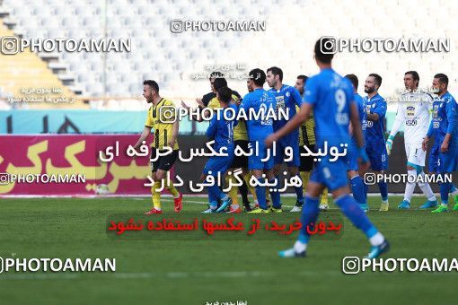 1016580, Tehran, [*parameter:4*], Iran Pro League، Persian Gulf Cup، 2017-18 season، Second Leg، Week 21، Esteghlal 4 v ۰ Pars Jonoubi Jam on 2018/01/25 at Azadi Stadium