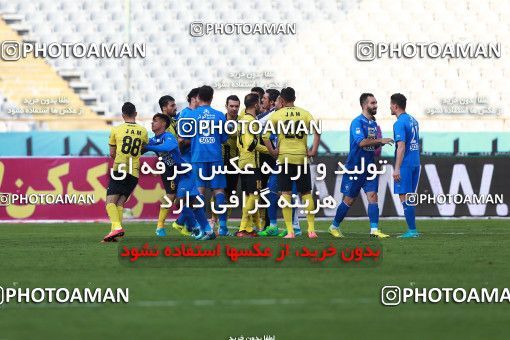 1016354, Tehran, [*parameter:4*], Iran Pro League، Persian Gulf Cup، 2017-18 season، Second Leg، Week 21، Esteghlal 4 v ۰ Pars Jonoubi Jam on 2018/01/25 at Azadi Stadium