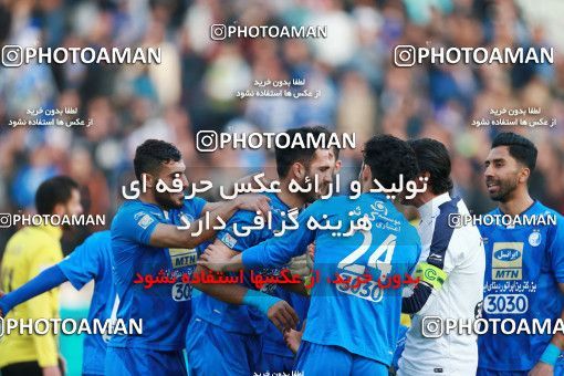 1016262, Tehran, [*parameter:4*], Iran Pro League، Persian Gulf Cup، 2017-18 season، Second Leg، Week 21، Esteghlal 4 v ۰ Pars Jonoubi Jam on 2018/01/25 at Azadi Stadium