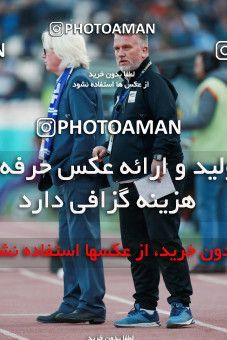 1015973, Tehran, [*parameter:4*], Iran Pro League، Persian Gulf Cup، 2017-18 season، Second Leg، Week 21، Esteghlal 4 v ۰ Pars Jonoubi Jam on 2018/01/25 at Azadi Stadium