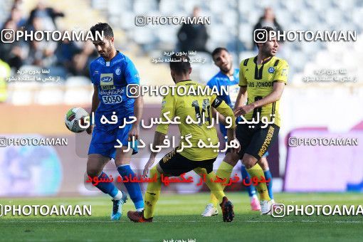 1077438, Tehran, [*parameter:4*], Iran Pro League، Persian Gulf Cup، 2017-18 season، Second Leg، Week 21، Esteghlal 4 v ۰ Pars Jonoubi Jam on 2018/01/25 at Azadi Stadium