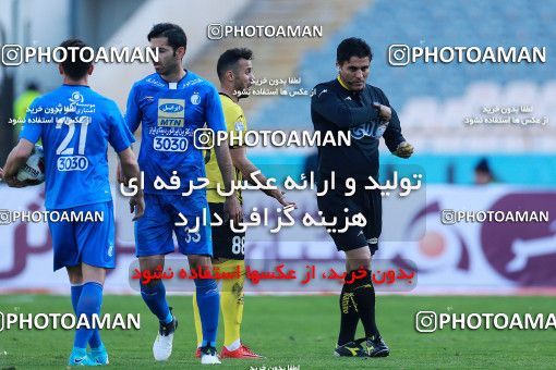 1078363, Tehran, [*parameter:4*], Iran Pro League، Persian Gulf Cup، 2017-18 season، Second Leg، Week 21، Esteghlal 4 v ۰ Pars Jonoubi Jam on 2018/01/25 at Azadi Stadium