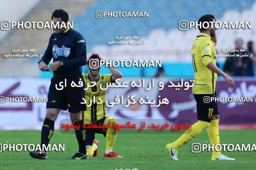 1077430, Tehran, [*parameter:4*], Iran Pro League، Persian Gulf Cup، 2017-18 season، Second Leg، Week 21، Esteghlal 4 v ۰ Pars Jonoubi Jam on 2018/01/25 at Azadi Stadium