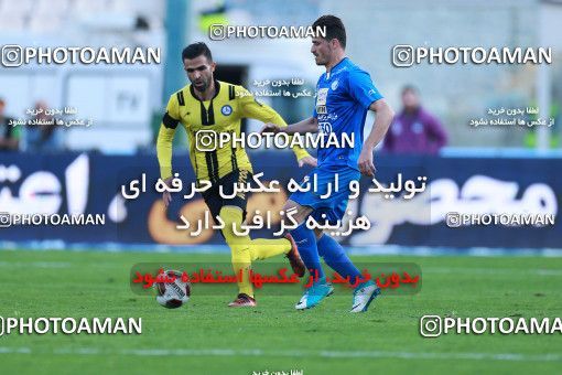 1078183, Tehran, [*parameter:4*], Iran Pro League، Persian Gulf Cup، 2017-18 season، Second Leg، Week 21، Esteghlal 4 v ۰ Pars Jonoubi Jam on 2018/01/25 at Azadi Stadium