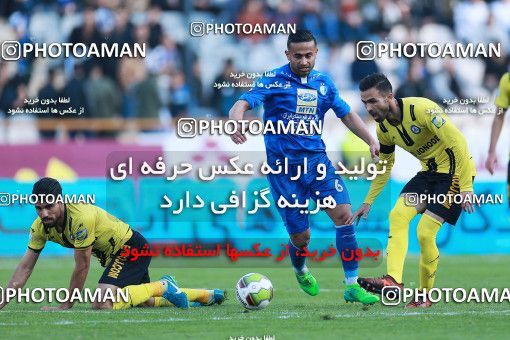 1077939, Tehran, [*parameter:4*], Iran Pro League، Persian Gulf Cup، 2017-18 season، Second Leg، Week 21، Esteghlal 4 v ۰ Pars Jonoubi Jam on 2018/01/25 at Azadi Stadium