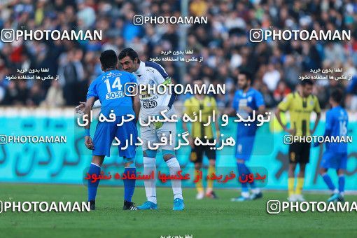 1078164, Tehran, [*parameter:4*], Iran Pro League، Persian Gulf Cup، 2017-18 season، Second Leg، Week 21، Esteghlal 4 v ۰ Pars Jonoubi Jam on 2018/01/25 at Azadi Stadium