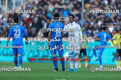 1077606, Tehran, [*parameter:4*], Iran Pro League، Persian Gulf Cup، 2017-18 season، Second Leg، Week 21، Esteghlal 4 v ۰ Pars Jonoubi Jam on 2018/01/25 at Azadi Stadium