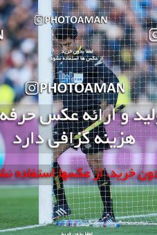 1077324, Tehran, [*parameter:4*], Iran Pro League، Persian Gulf Cup، 2017-18 season، Second Leg، Week 21، Esteghlal 4 v ۰ Pars Jonoubi Jam on 2018/01/25 at Azadi Stadium