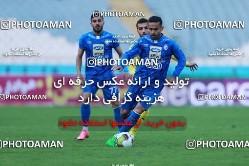 1077580, Tehran, [*parameter:4*], Iran Pro League، Persian Gulf Cup، 2017-18 season، Second Leg، Week 21، Esteghlal 4 v ۰ Pars Jonoubi Jam on 2018/01/25 at Azadi Stadium