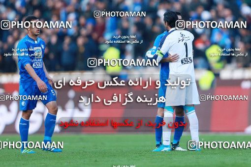 1077968, Tehran, [*parameter:4*], Iran Pro League، Persian Gulf Cup، 2017-18 season، Second Leg، Week 21، Esteghlal 4 v ۰ Pars Jonoubi Jam on 2018/01/25 at Azadi Stadium