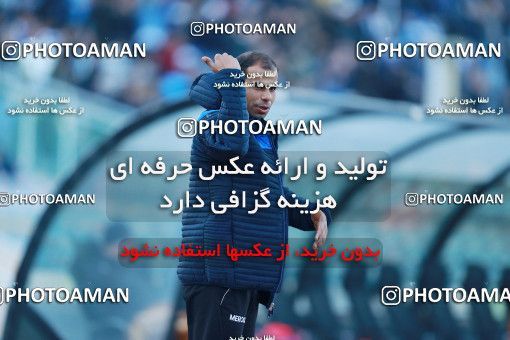 1077504, Tehran, [*parameter:4*], Iran Pro League، Persian Gulf Cup، 2017-18 season، Second Leg، Week 21، Esteghlal 4 v ۰ Pars Jonoubi Jam on 2018/01/25 at Azadi Stadium