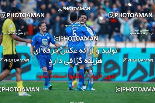 1077839, Tehran, [*parameter:4*], Iran Pro League، Persian Gulf Cup، 2017-18 season، Second Leg، Week 21، Esteghlal 4 v ۰ Pars Jonoubi Jam on 2018/01/25 at Azadi Stadium