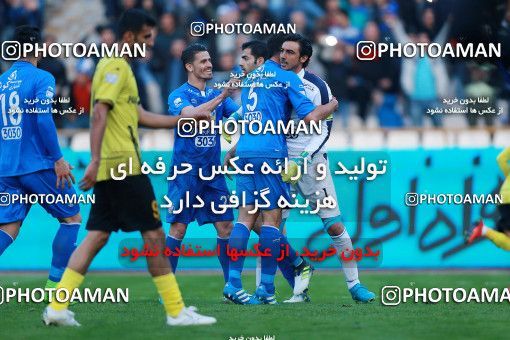 1078189, Tehran, [*parameter:4*], Iran Pro League، Persian Gulf Cup، 2017-18 season، Second Leg، Week 21، Esteghlal 4 v ۰ Pars Jonoubi Jam on 2018/01/25 at Azadi Stadium