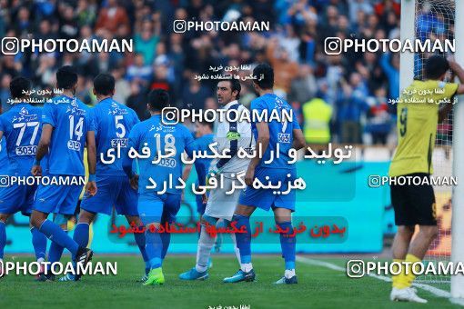 1078442, Tehran, [*parameter:4*], Iran Pro League، Persian Gulf Cup، 2017-18 season، Second Leg، Week 21، Esteghlal 4 v ۰ Pars Jonoubi Jam on 2018/01/25 at Azadi Stadium