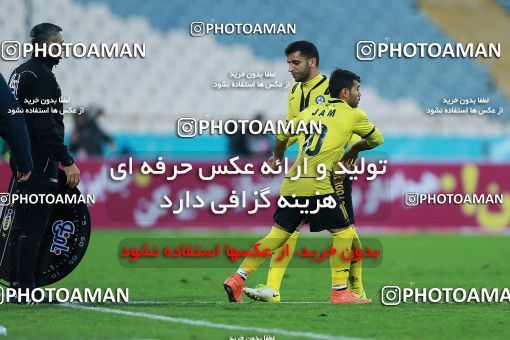 1078125, Tehran, [*parameter:4*], Iran Pro League، Persian Gulf Cup، 2017-18 season، Second Leg، Week 21، Esteghlal 4 v ۰ Pars Jonoubi Jam on 2018/01/25 at Azadi Stadium