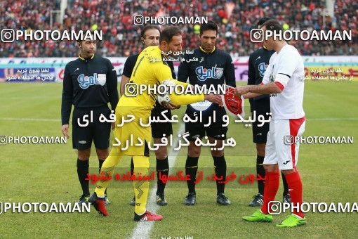 1019375, Tehran,Shahr Qods, [*parameter:4*], Iran Pro League، Persian Gulf Cup، 2017-18 season، Second Leg، Week 21، Paykan ۱ v 3 Persepolis on 2018/01/26 at Shahr-e Qods Stadium