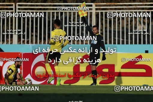 1020408, Tehran, [*parameter:4*], Iran Pro League، Persian Gulf Cup، 2017-18 season، Second Leg، Week 22، Naft Tehran ۱ v ۱ Paykan on 2018/02/01 at Takhti Stadium