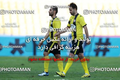 1020303, Tehran, [*parameter:4*], Iran Pro League، Persian Gulf Cup، 2017-18 season، Second Leg، Week 22، Naft Tehran ۱ v ۱ Paykan on 2018/02/01 at Takhti Stadium