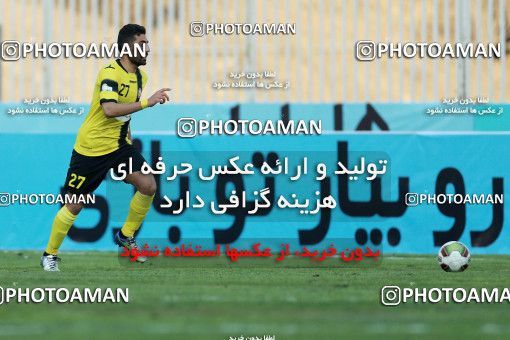 1020282, Tehran, [*parameter:4*], Iran Pro League، Persian Gulf Cup، 2017-18 season، Second Leg، Week 22، Naft Tehran ۱ v ۱ Paykan on 2018/02/01 at Takhti Stadium