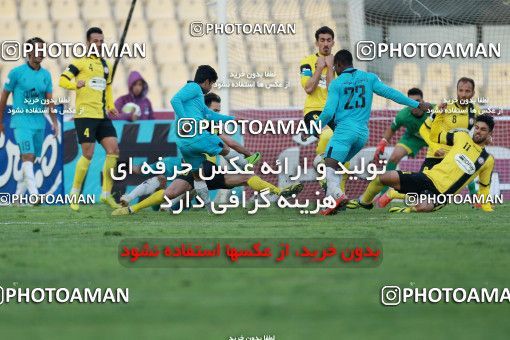 1020459, Tehran, [*parameter:4*], Iran Pro League، Persian Gulf Cup، 2017-18 season، Second Leg، Week 22، Naft Tehran ۱ v ۱ Paykan on 2018/02/01 at Takhti Stadium