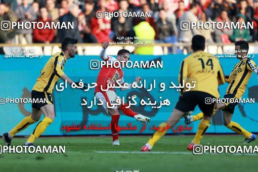 1027028, Tehran, [*parameter:4*], Iran Pro League، Persian Gulf Cup، 2017-18 season، Second Leg، Week 22، Persepolis 2 v ۰ Sepahan on 2018/02/02 at Azadi Stadium