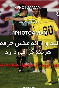 1140051, Tehran, [*parameter:4*], Iran Pro League، Persian Gulf Cup، 2017-18 season، Second Leg، Week 24، Naft Tehran ۱ v ۱ Sanat Naft Abadan on 2018/02/23 at Takhti Stadium