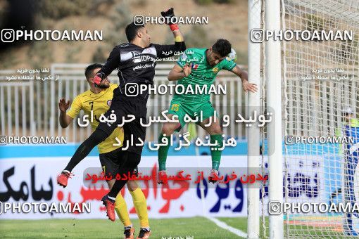 1079960, Tehran, [*parameter:4*], Iran Pro League، Persian Gulf Cup، 2017-18 season، Second Leg، Week 24، Naft Tehran ۱ v ۱ Sanat Naft Abadan on 2018/02/23 at Takhti Stadium