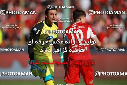 1069551, Tehran, Iran, Iran Pro League، Persian Gulf Cup، 2017-18 season، Second Leg، Week 25، Esteghlal ۱ v ۰ Persepolis on 2018/03/01 at Azadi Stadium