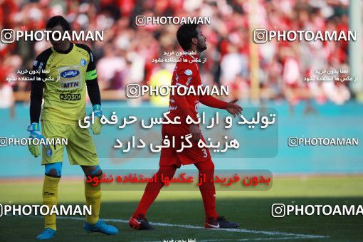 1069781, Tehran, Iran, Iran Pro League، Persian Gulf Cup، 2017-18 season، Second Leg، Week 25، Esteghlal ۱ v ۰ Persepolis on 2018/03/01 at Azadi Stadium