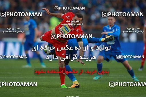 1069808, Tehran, Iran, Iran Pro League، Persian Gulf Cup، 2017-18 season، Second Leg، Week 25، Esteghlal ۱ v ۰ Persepolis on 2018/03/01 at Azadi Stadium