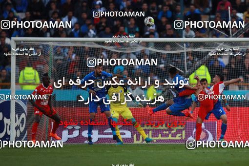 1069479, Tehran, Iran, Iran Pro League، Persian Gulf Cup، 2017-18 season، Second Leg، Week 25، Esteghlal ۱ v ۰ Persepolis on 2018/03/01 at Azadi Stadium