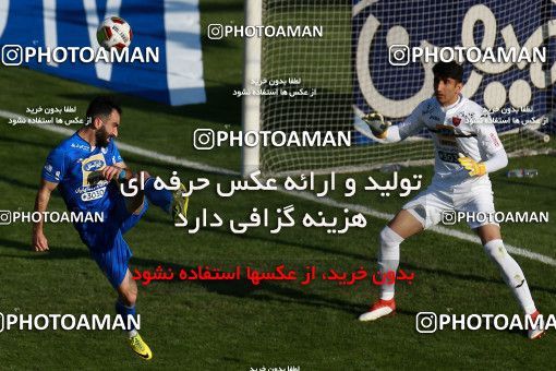 1025538, Tehran, Iran, لیگ برتر فوتبال ایران، Persian Gulf Cup، Week 25، Second Leg، Esteghlal 1 v 0 Persepolis on 2018/03/01 at Azadi Stadium