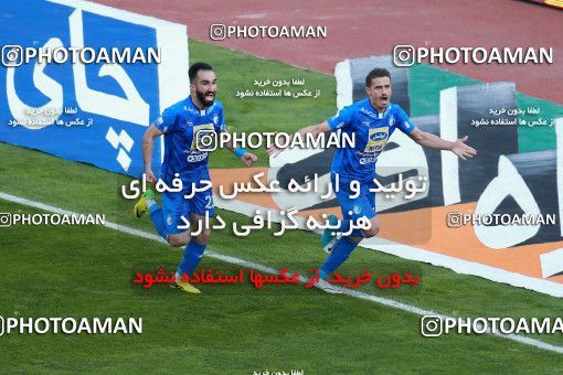 1025544, Tehran, Iran, لیگ برتر فوتبال ایران، Persian Gulf Cup، Week 25، Second Leg، Esteghlal 1 v 0 Persepolis on 2018/03/01 at Azadi Stadium