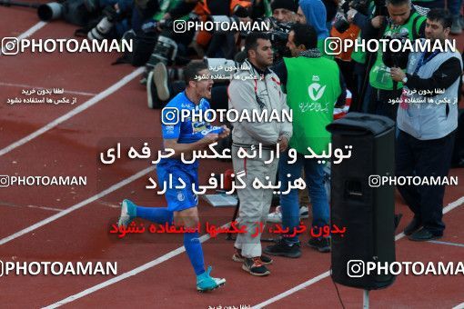 1025250, Tehran, Iran, لیگ برتر فوتبال ایران، Persian Gulf Cup، Week 25، Second Leg، Esteghlal 1 v 0 Persepolis on 2018/03/01 at Azadi Stadium