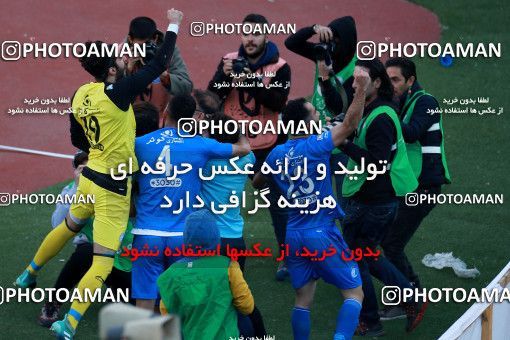 1025860, Tehran, Iran, لیگ برتر فوتبال ایران، Persian Gulf Cup، Week 25، Second Leg، Esteghlal 1 v 0 Persepolis on 2018/03/01 at Azadi Stadium