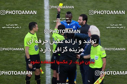 1024984, Tehran, Iran, Iran Pro League، Persian Gulf Cup، 2017-18 season، Second Leg، Week 25، Esteghlal ۱ v ۰ Persepolis on 2018/03/01 at Azadi Stadium