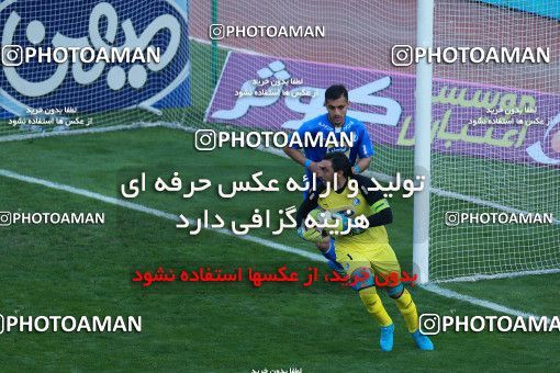 1025798, Tehran, Iran, Iran Pro League، Persian Gulf Cup، 2017-18 season، Second Leg، Week 25، Esteghlal ۱ v ۰ Persepolis on 2018/03/01 at Azadi Stadium