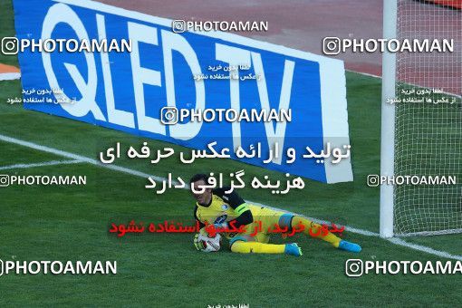 1025819, Tehran, Iran, Iran Pro League، Persian Gulf Cup، 2017-18 season، Second Leg، Week 25، Esteghlal ۱ v ۰ Persepolis on 2018/03/01 at Azadi Stadium