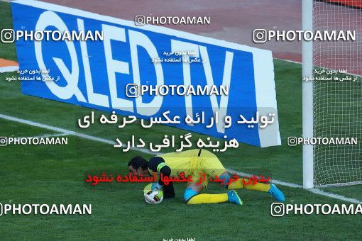 1025010, Tehran, Iran, Iran Pro League، Persian Gulf Cup، 2017-18 season، Second Leg، Week 25، Esteghlal ۱ v ۰ Persepolis on 2018/03/01 at Azadi Stadium